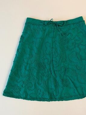 Max Studio 100% Cotton Green Embroidered Skirt Size S Boho Comfy
